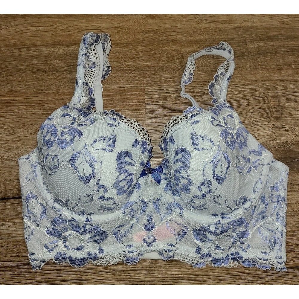Victoria's Secret Body size 34C Lined Demi Floral Lace Underwire